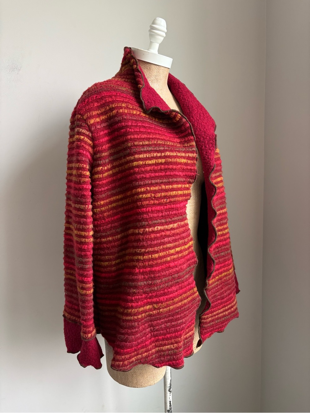 Facets Red Textured Open Front Jacket Size Medium Boho Lagenlook Artsy - Picture 3 of 6